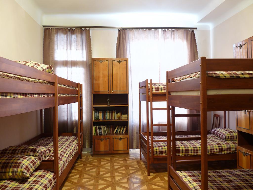 Voyager Hostel Lwów Pokój zdjęcie